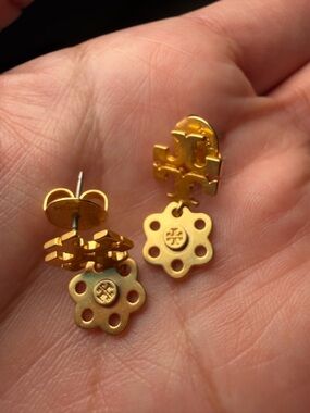 Discontinued Tory Burch Kira Matte Gold Flower Collection Drop Earrings